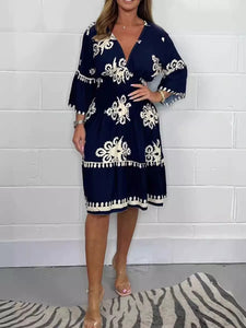 Printed V-neck 3/4 Sleeve Midi Dress