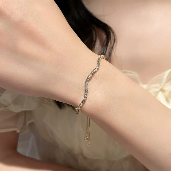 Romantic Diamond Wave Bracelet