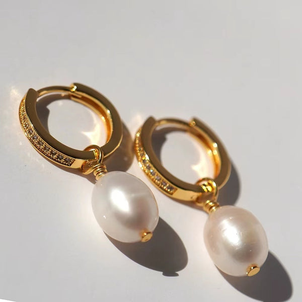 Retro Pearl Earrings