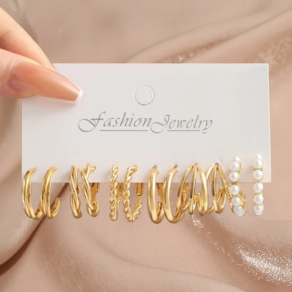 Pearl Twist Hoop Earrings Set Butterfly Acrylic Dangle Earrings for Women Metal Hollow Gold Plated Earring Cartoon Jewelry