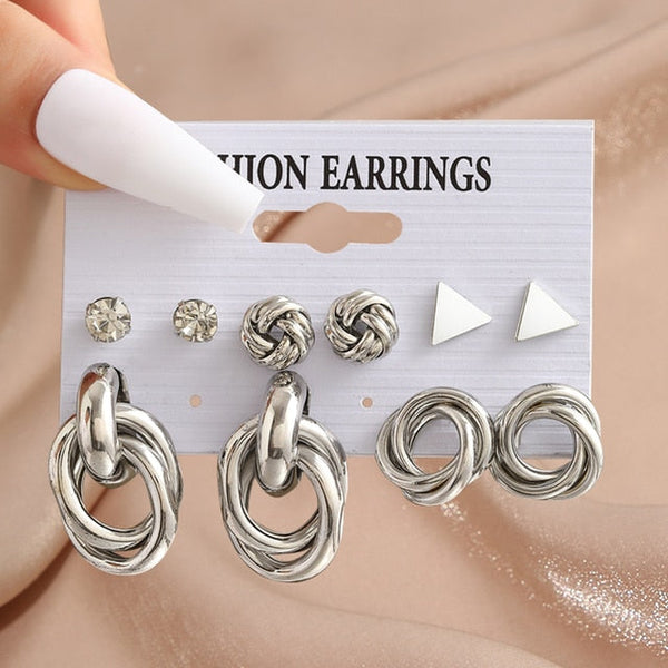 Pearl Twist Hoop Earrings Set Butterfly Acrylic Dangle Earrings for Women Metal Hollow Gold Plated Earring Cartoon Jewelry