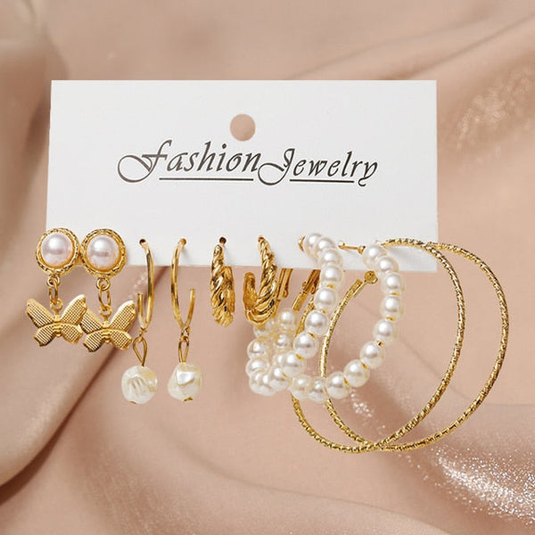 Pearl Twist Hoop Earrings Set Butterfly Acrylic Dangle Earrings for Women Metal Hollow Gold Plated Earring Cartoon Jewelry