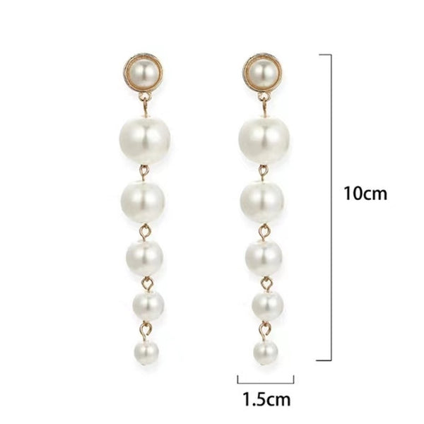 Six Pearls Earrings