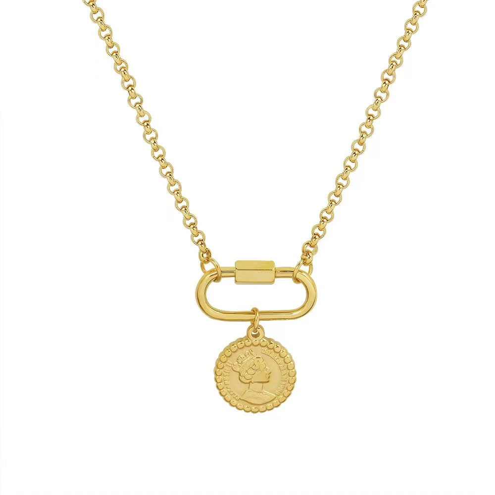 Gold-plated portrait round plate necklace