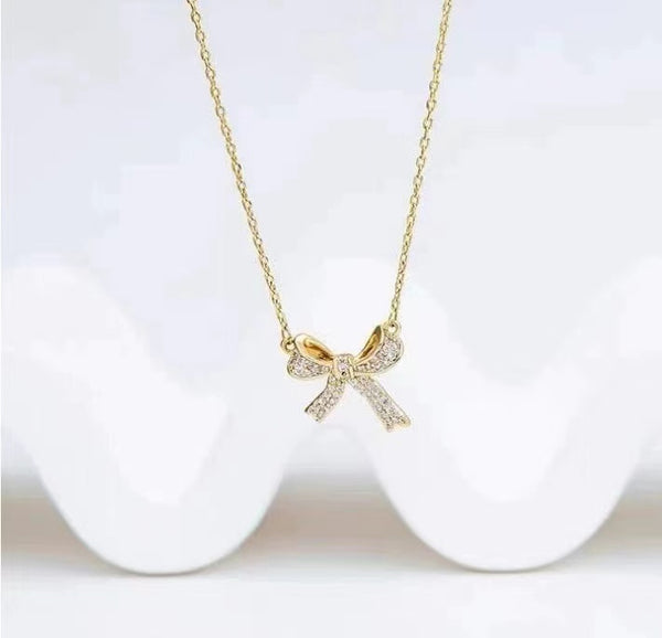 Lucky Bow Necklace